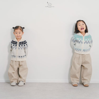 Nordic snow cardigan