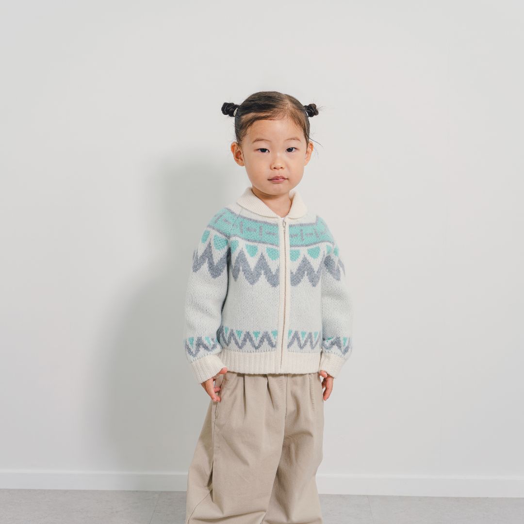 Nordic snow cardigan