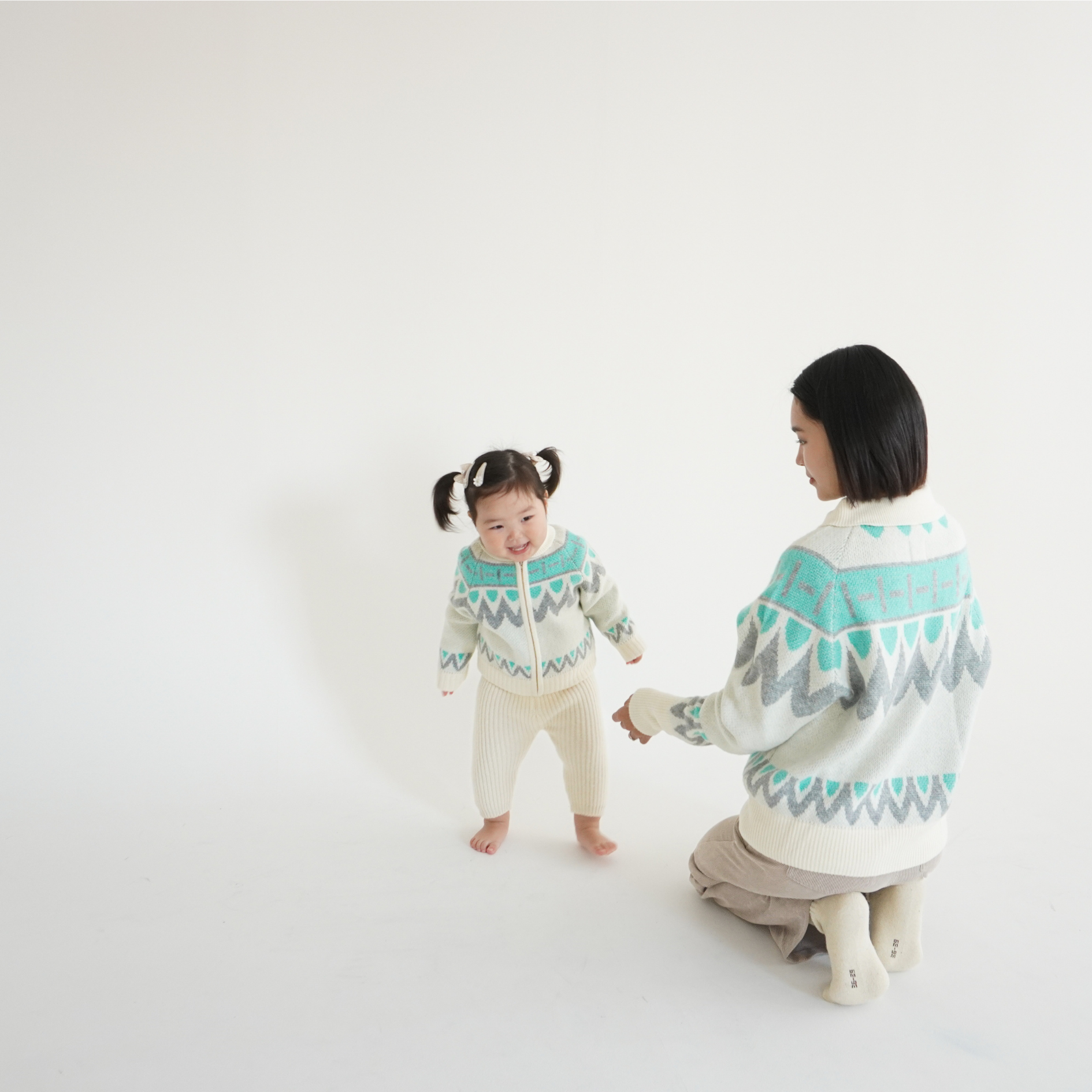 Nordic snow cardigan (mom size)